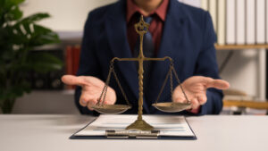 choosing the right personal injury lawyer